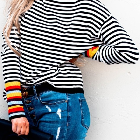 Coolest sweater ever - Picture 4 of 6